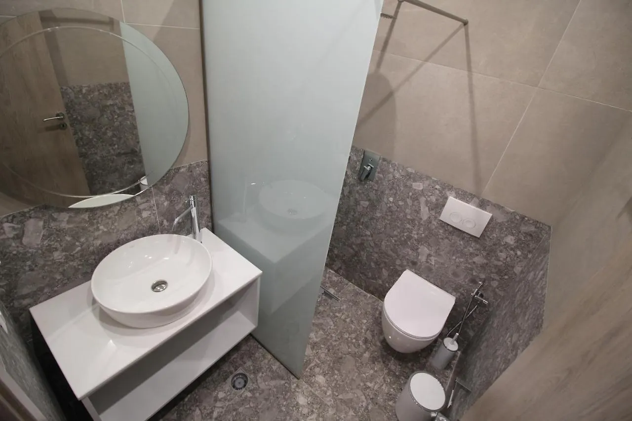 Afrodite Suites Sarandë 0*,  Albânia