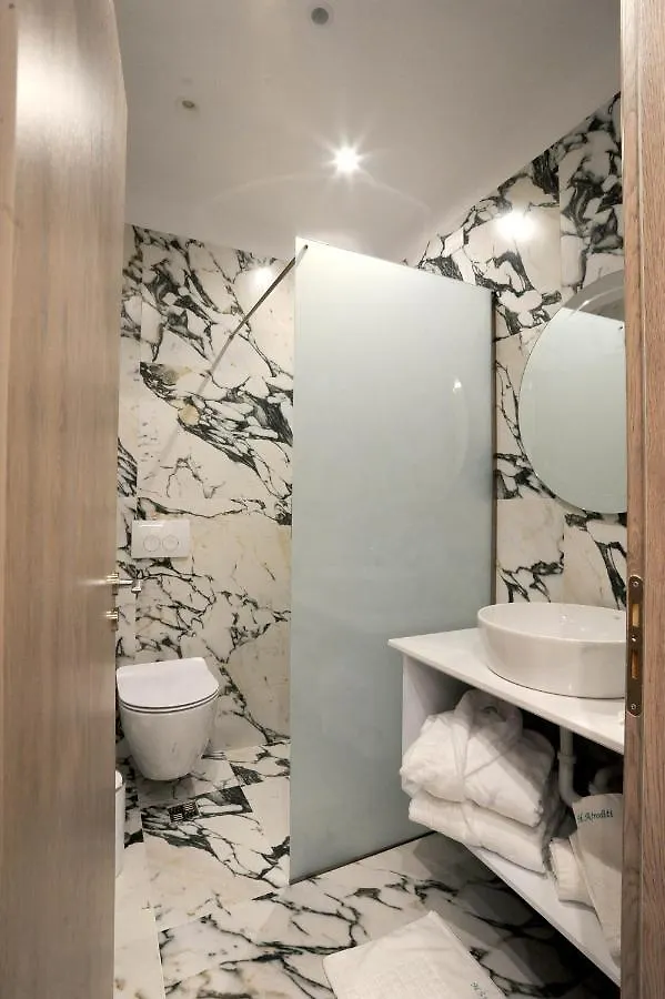Alojamento de Acomodação e Pequeno-almoço Afrodite Suites Sarandë Albânia