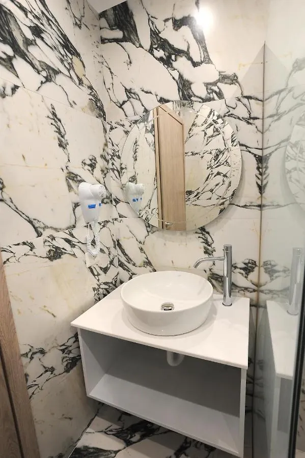 Afrodite Suites Sarandë